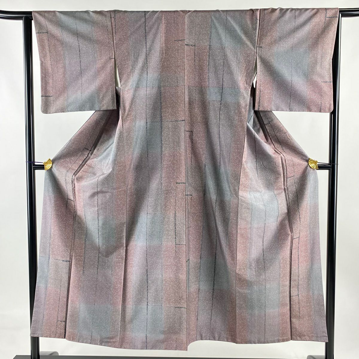 未使用品 小紋 桃色 薄灰茶色 道長どり 枝花 身丈161.5cm 正絹