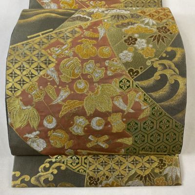 https://buysell.itembox.design/product/824/000002482481/000002482481-01-m.jpg