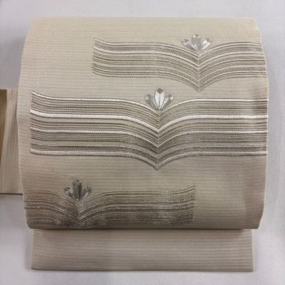 https://buysell.itembox.design/product/824/000002582449/000002582449-01-m.jpg