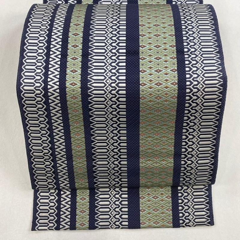 最新発見 名品 美品 名古屋帯 八寸名古屋帯 灰紫 幾何学 縞 松葉仕立て 着物・浴衣