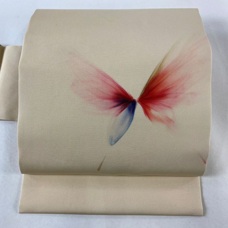 名古屋帯 美品 名品 落款あり 蝶 ベージュ 正絹|中古・古着 名古屋帯 美品 名品 落款あり 蝶 ベージュ 正絹|中古・古着