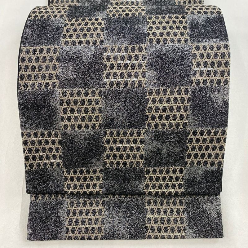 袋帯 美品 名品 市松模様 籠目 箔 銀糸 黒灰 六通 正絹｜中古