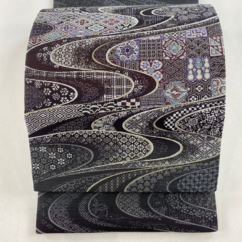 【最安値挑戦】 袋帯 名品 流水 花菱 螺鈿箔 刺繍 黒灰 お太鼓柄 正絹｜中古 着物・浴衣