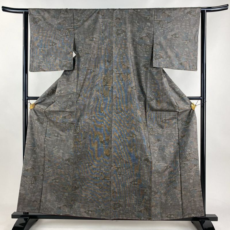 紬 身丈160.5cm 裄丈63cm S 袷 証紙あり 草花 菱 灰茶 正絹 美品 紬 身丈160.5cm 裄丈63cm S 袷 証紙あり 草花 菱 灰茶 正絹 美品