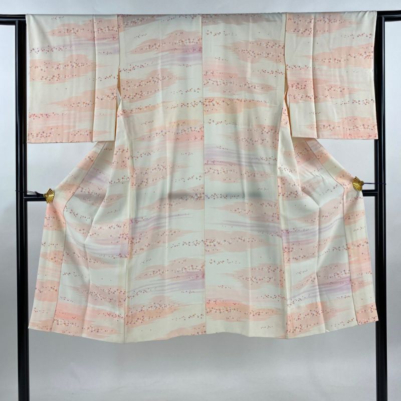 長襦袢 身丈121.5cm 裄丈63cm S 霞 箔散らし クリーム 正絹 美品 長襦袢 身丈121.5cm 裄丈63cm S 霞 箔散らし クリーム 正絹 美品
