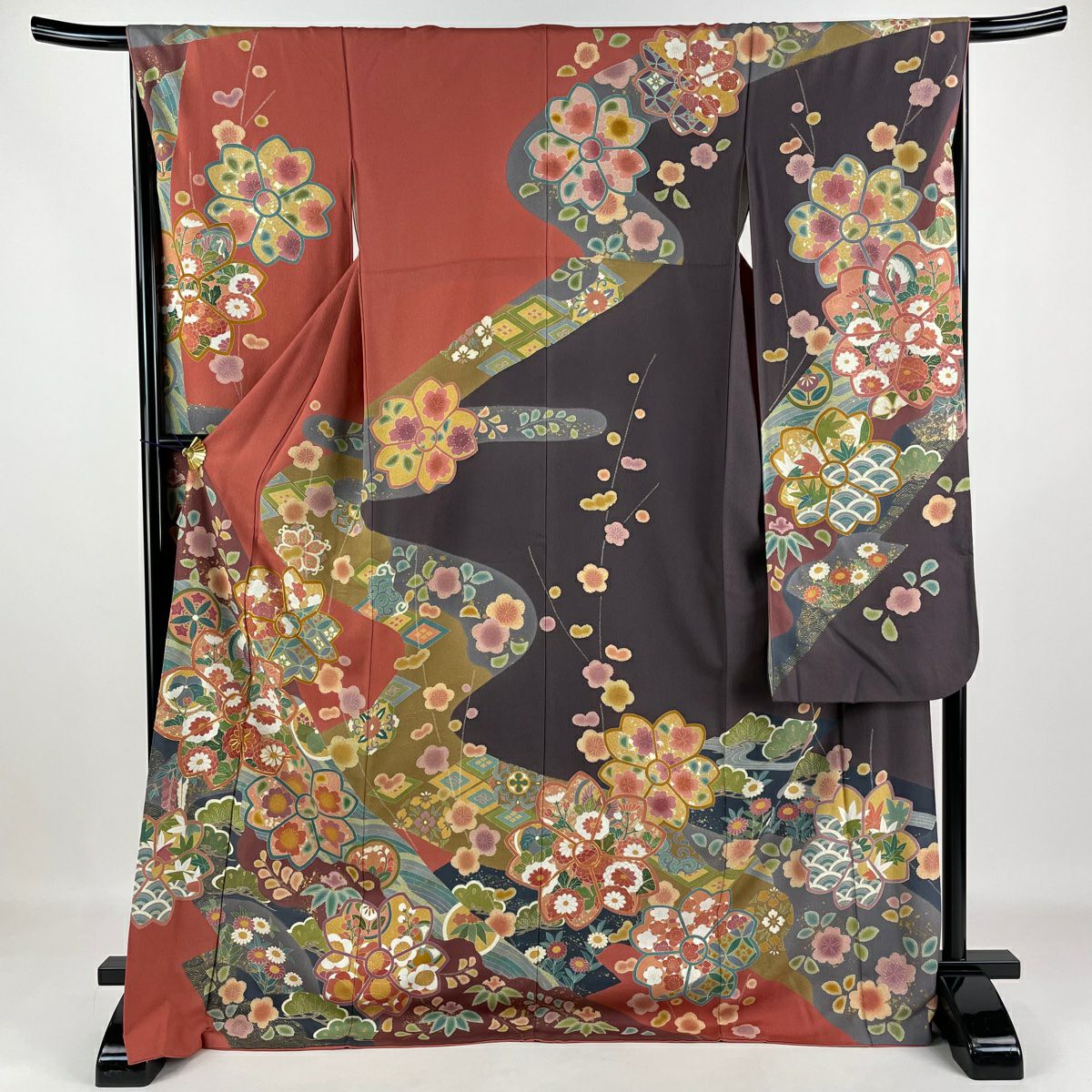 振袖 身丈173cm 裄丈68cm L 袷 落款あり 桜 松竹梅 金糸 金彩 濃ピンク 正絹 名品｜中古・古着・リサイクル着物通販｜バイセル オンライン