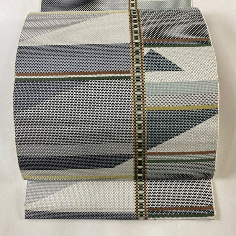 名古屋帯 秀品 八寸名古屋帯 松葉仕立て 縞 幾何学 灰白 正絹 名古屋帯 秀品 八寸名古屋帯 松葉仕立て 縞 幾何学 灰白 正絹