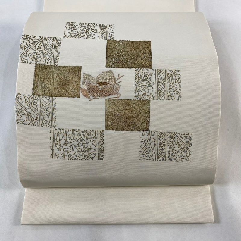 開き名古屋帯 秀品 色紙 草花 金銀彩 クリーム 正絹|中古・古着 開き名古屋帯 秀品 色紙 草花 金銀彩 クリーム 正絹|中古・古着