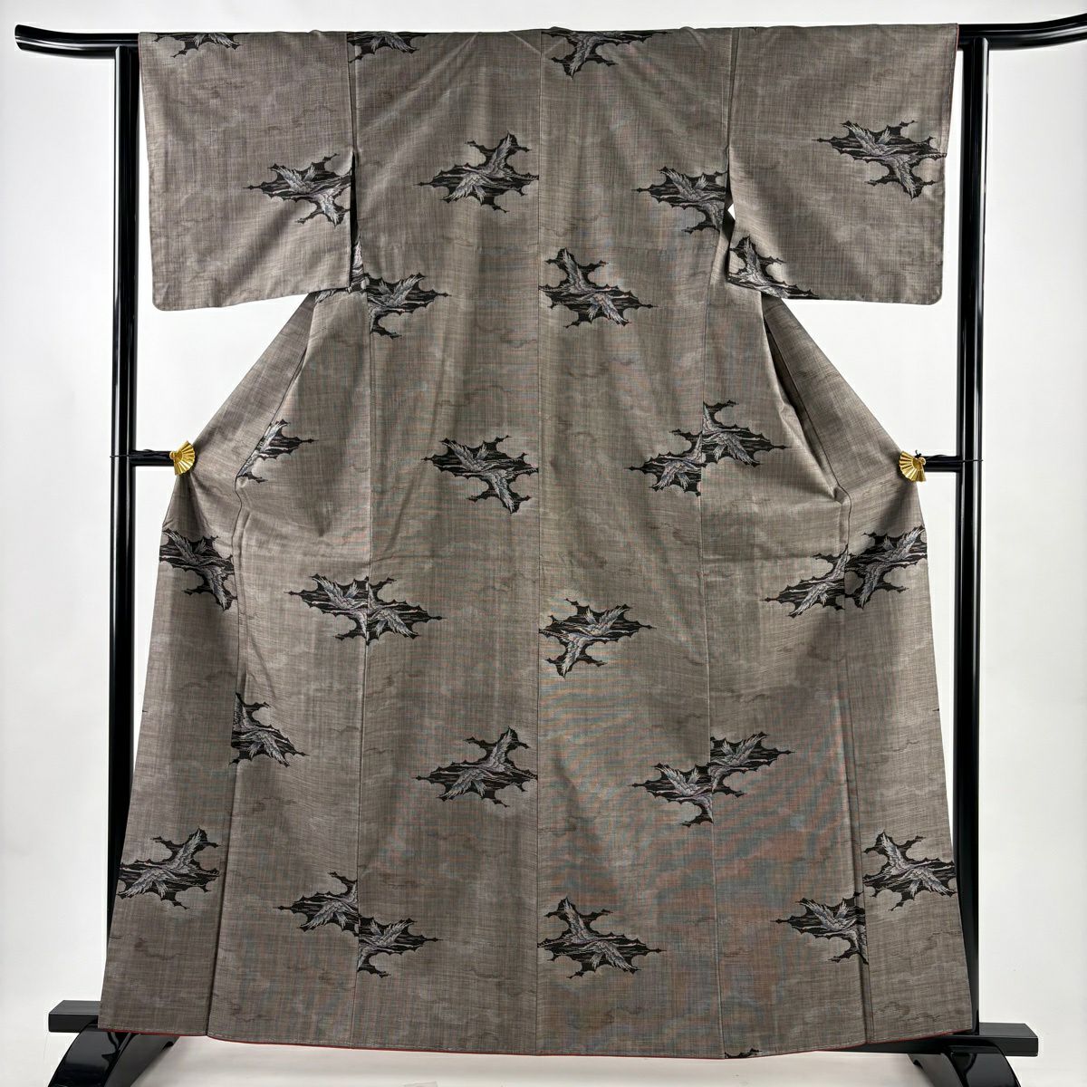 美品】 紬 身丈162cm 裄丈62cm S 袷 鶴 逆さ雲取り 焦茶色 正絹 秀品