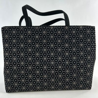 https://buysell.itembox.design/product/856/000002485624/000002485624-01-m.jpg