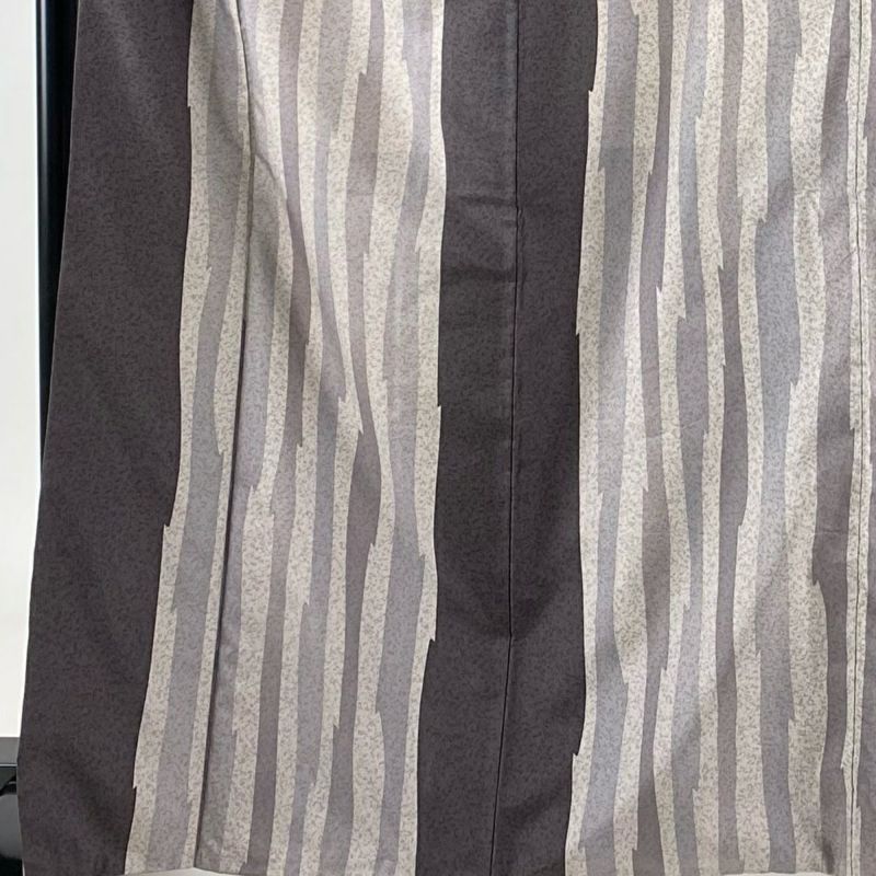 小紋 身丈167.5cm 裄丈66cm M 袷 紬地 縦縞 灰紫 正絹 秀品 小紋 身丈167.5cm 裄丈66cm M 袷 紬地 縦縞 灰紫 正絹 秀品