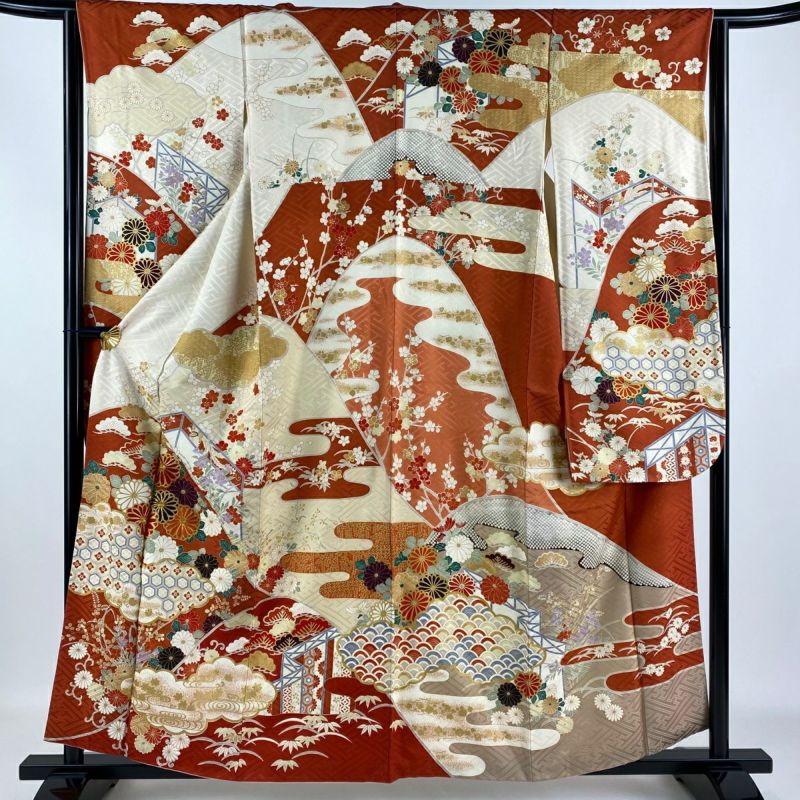 振袖 身丈158cm 裄丈64cm M 袷 菊 松竹梅 金糸 金彩 クリーム 正絹 秀品｜中古・古着・リサイクル着物通販｜バイセル オンライン