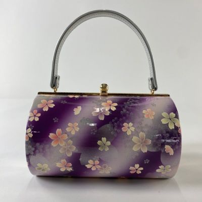 https://buysell.itembox.design/product/864/000002586458/000002586458-01-m.jpg