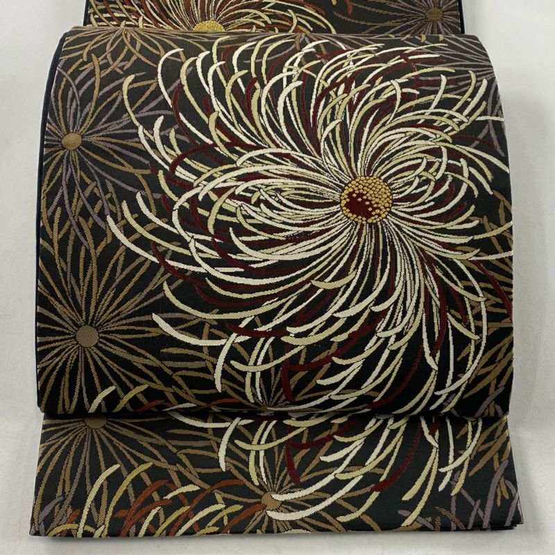 袋帯 美品 名品 落款あり こむさでもーど 花 墨色 六通 正絹 袋帯 美品 名品 落款あり こむさでもーど 花 墨色 六通 正絹