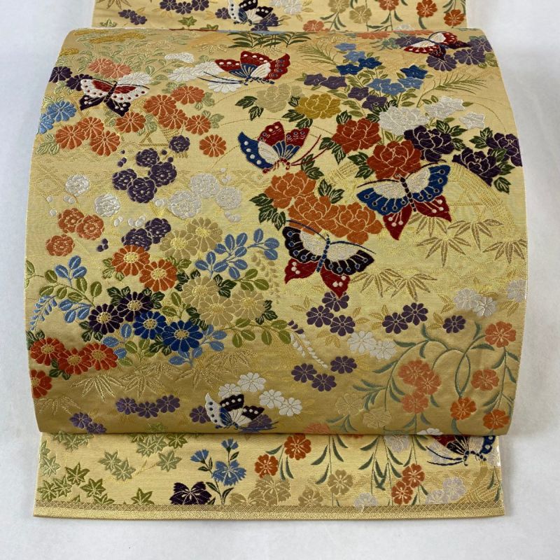袋帯 美品 秀品 関西仕立て 草花 蝶 箔 唐織 金色 六通 正絹 袋帯 美品 秀品 関西仕立て 草花 蝶 箔 唐織 金色 六通 正絹