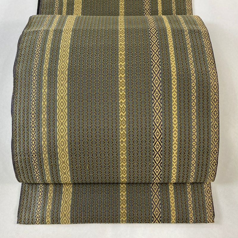 名古屋帯 美品 秀品 八寸名古屋帯 松葉仕立て 縞 幾何学 茶緑色 名古屋帯 美品 秀品 八寸名古屋帯 松葉仕立て 縞 幾何学 茶緑色