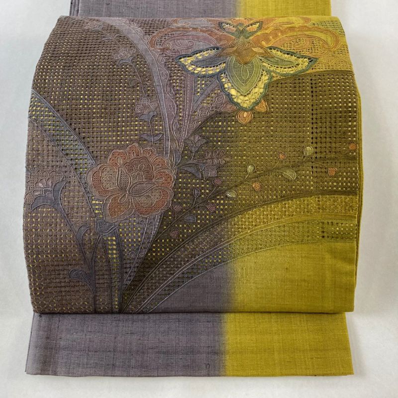 袋帯 美品 秀品 紬地 草花 刺繍 灰紫 お太鼓柄 正絹|中古・古着 袋帯 美品 秀品 紬地 草花 刺繍 灰紫 お太鼓柄 正絹|中古・古着