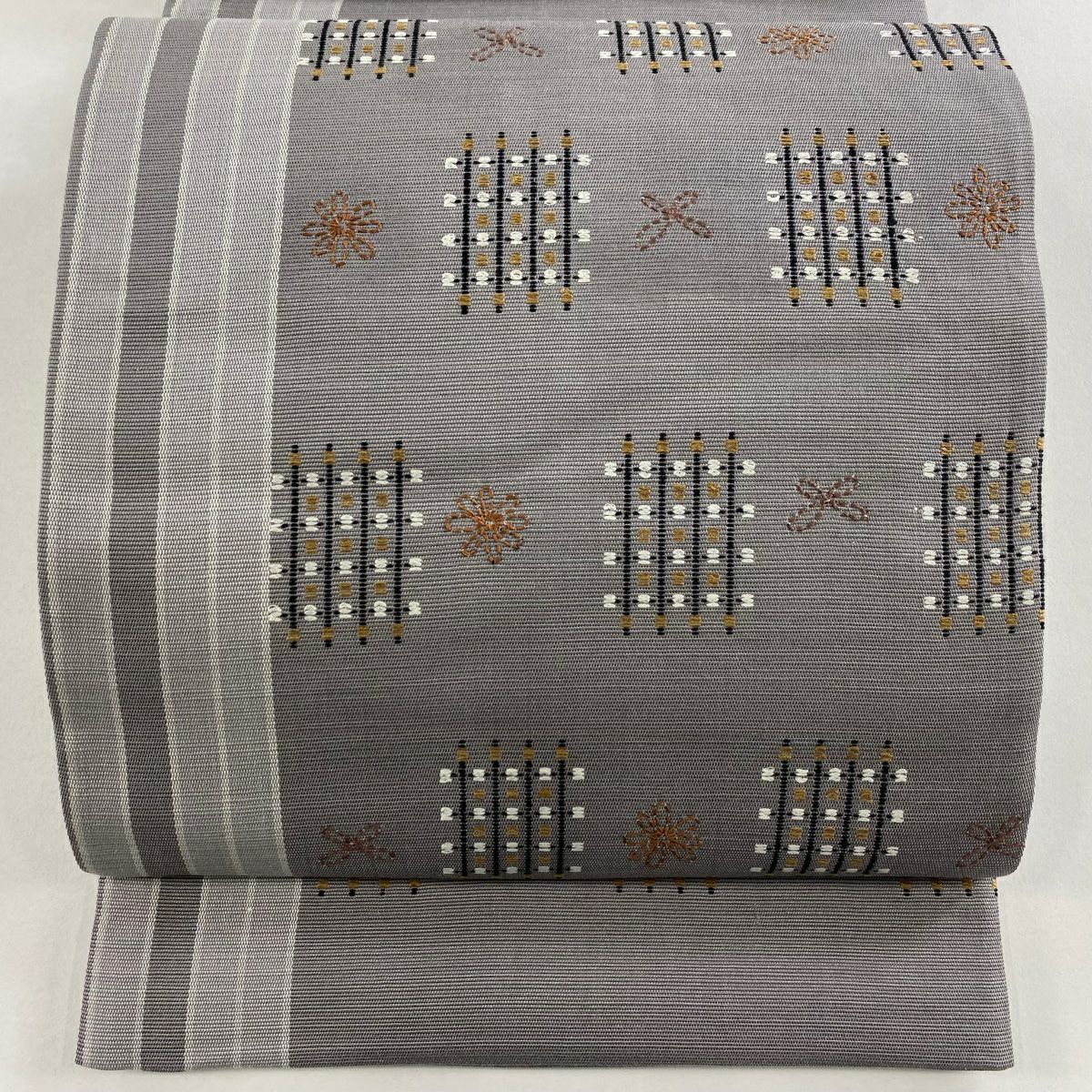 袋帯 名品 落款あり みなみ修郎 幾何学模様 縞模様 灰色 全通 正絹