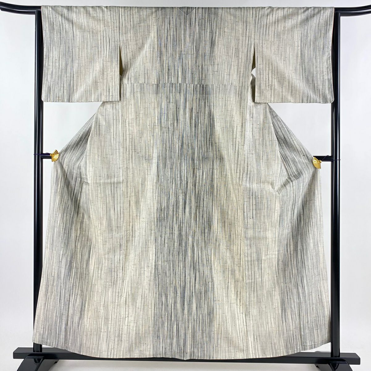 紬 身丈157.5cm 裄丈64.5cm M 袷 縦縞 幾何学 黒 正絹 美品 逸品 紬 身丈157.5cm 裄丈64.5cm M 袷 縦縞 幾何学 黒 正絹 美品 逸品