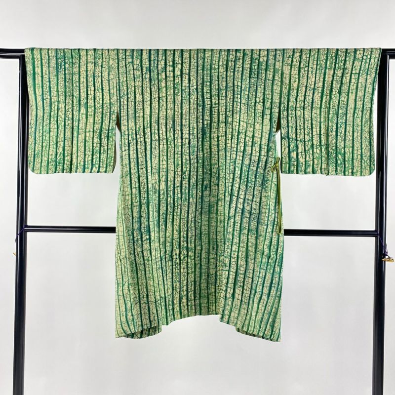 道中着 身丈100cm 裄丈63.5cm S 和装コート 縞 幾何学模様 薄緑 道中着 身丈100cm 裄丈63.5cm S 和装コート 縞 幾何学模様 薄緑