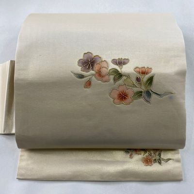 https://buysell.itembox.design/product/873/000002487331/000002487331-01-m.jpg