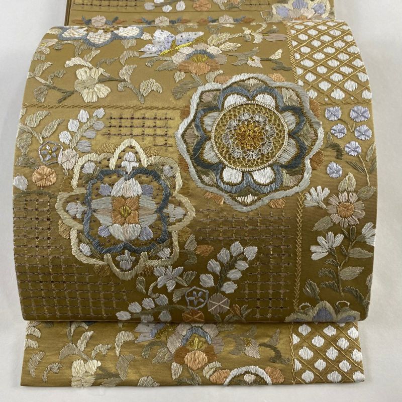 袋帯 美品 逸品 華文 花唐草 金銀糸 刺繍 金色 六通 正絹|中古・古着・リサイクル着物通販|バイセル オンライン