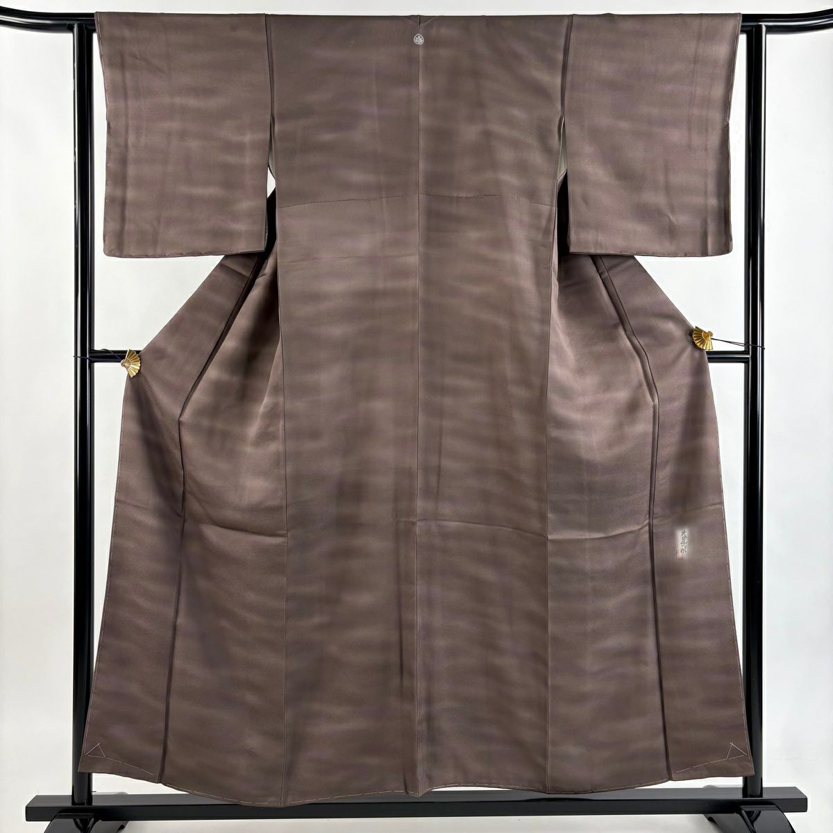 美品】 小紋 身丈164cm 裄丈68.5cm L 袷 斉藤三才 落款あり よろけ縞