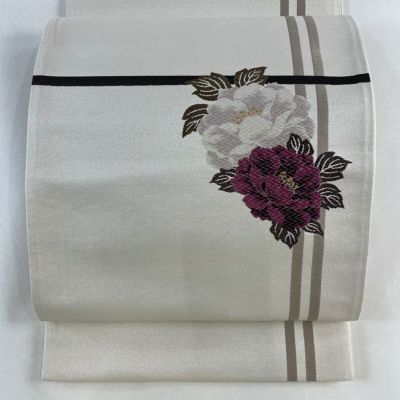 https://buysell.itembox.design/product/890/000002489050/000002489050-01-m.jpg