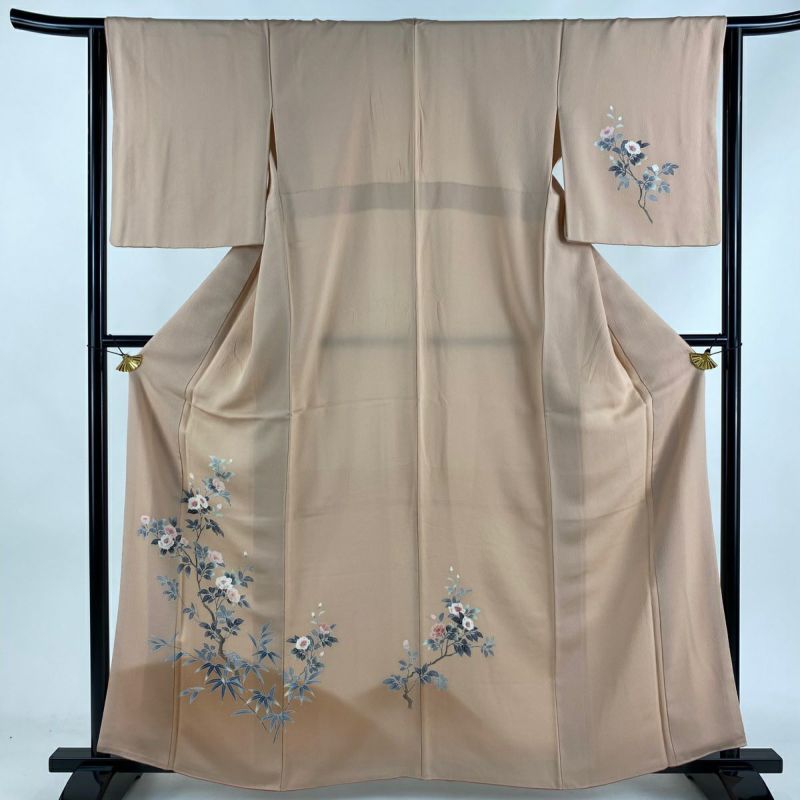 付下げ 身丈161cm 裄丈64cm M 袷 枝花 ぼかし ピンクベージュ 付下げ 身丈161cm 裄丈64cm M 袷 枝花 ぼかし ピンクベージュ