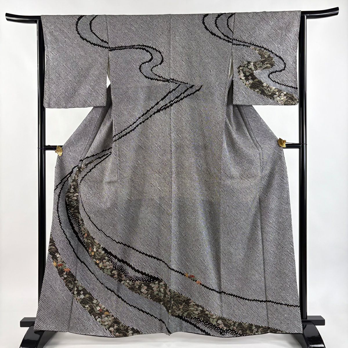 美品】 訪問着 身丈165cm 裄丈69cm L 袷 枝花 絞り 黒 正絹 秀品|中古 美品】 訪問着 身丈165cm 裄丈69cm L 袷 枝花 絞り 黒 正絹 秀品|中古