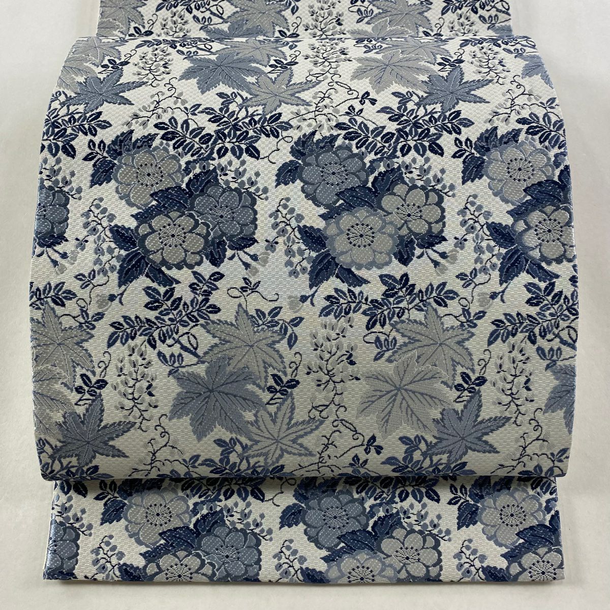 美品】 袋帯 名品 草花 幾何学 クリーム 六通 正絹｜中古・古着