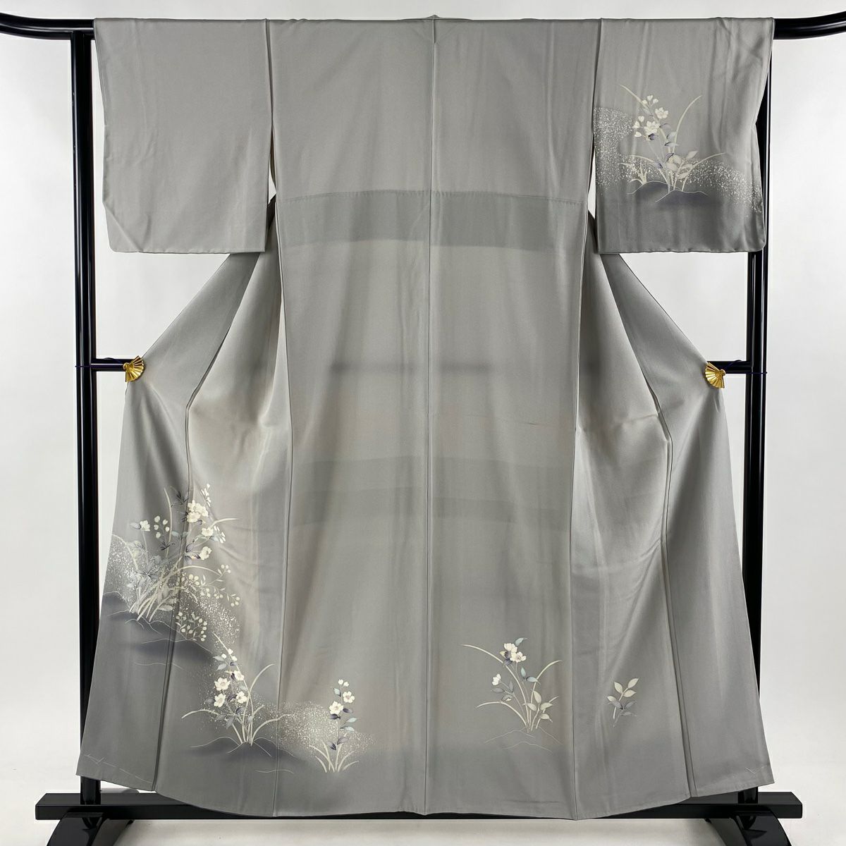 付下げ 身丈159cm 裄丈63cm 薄物 絽 草花 クリーム 正絹 美品 付下げ 身丈159cm 裄丈63cm 薄物 絽 草花 クリーム 正絹 美品