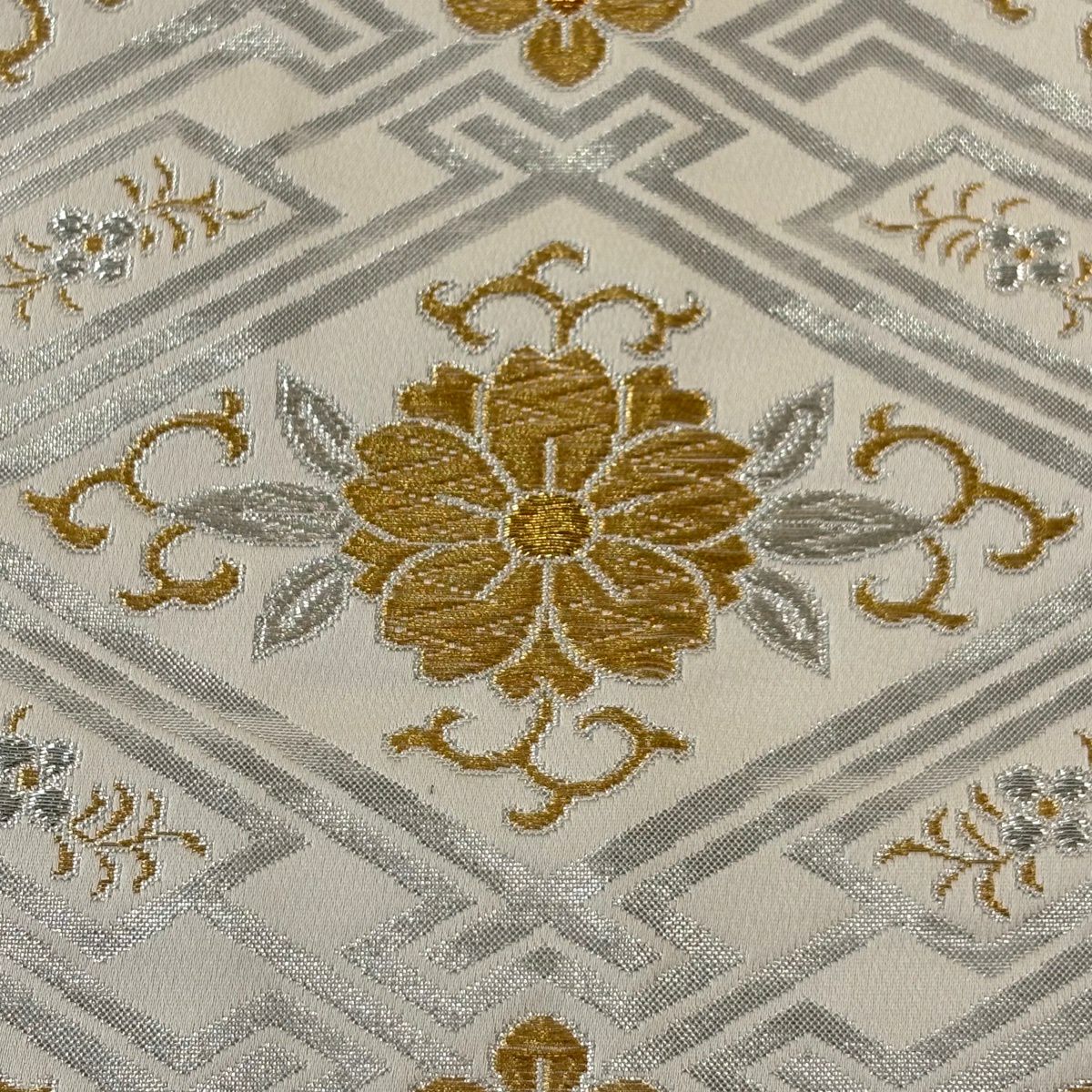 美品】 袋帯 名品 九代目 坂東三津五郎 襲名記念 花菱 金銀糸 箔