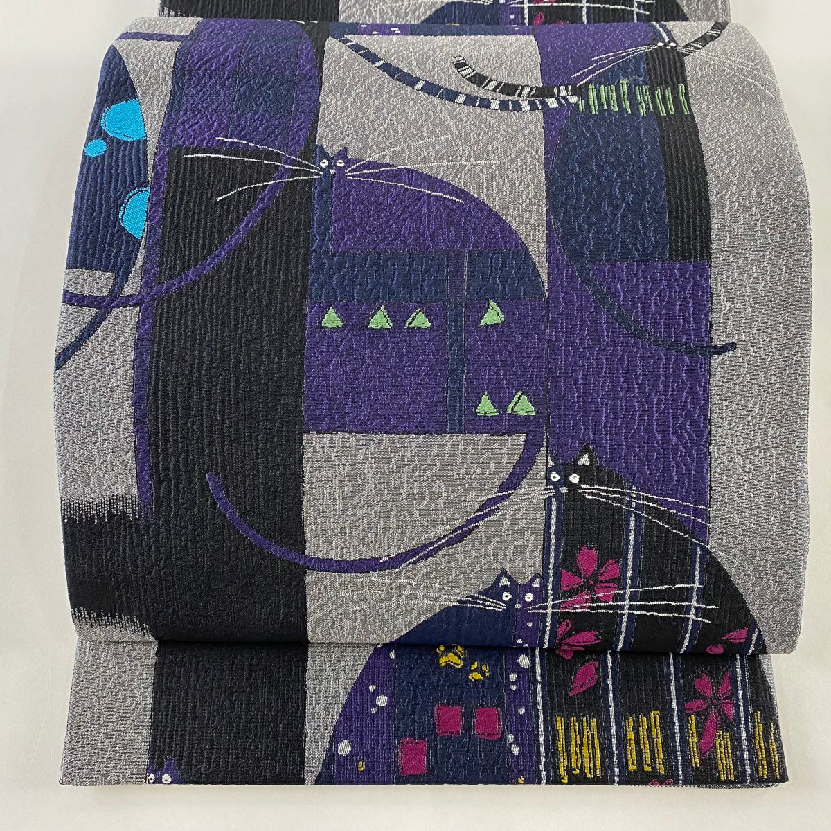袋帯 名品 花 唐織 焦茶色 六通 正絹|中古・古着・リサイクル 袋帯 名品 花 唐織 焦茶色 六通 正絹|中古・古着・リサイクル