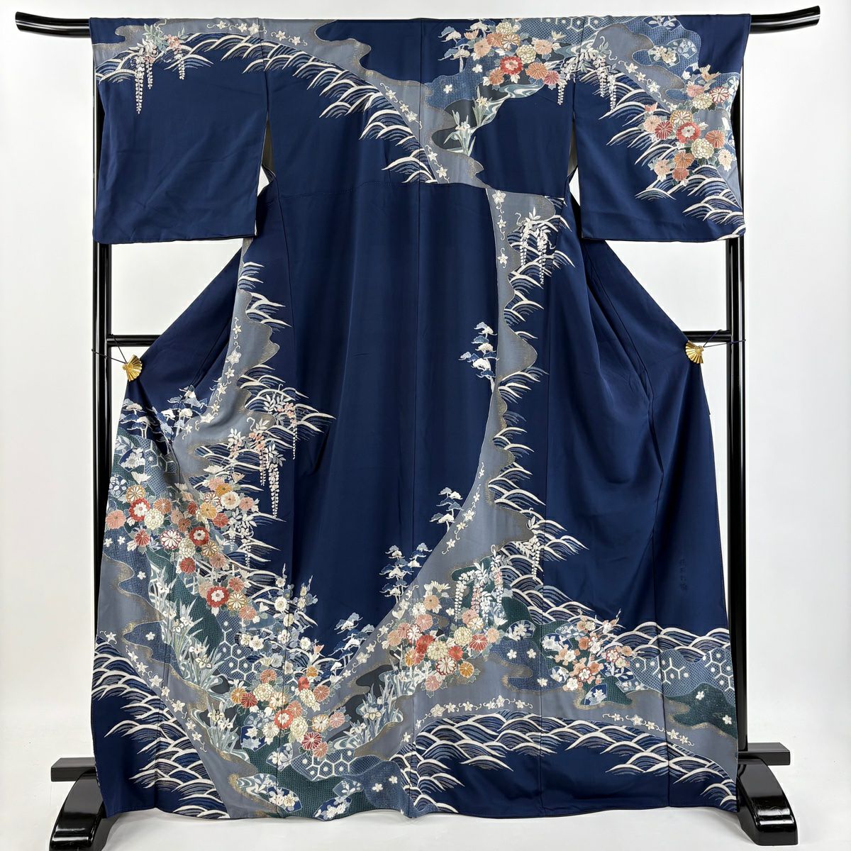 付下げ 身丈155cm 裄丈63.5cm S 袷 草花 霞 刺繍 薄緑 正絹 秀品 一つ