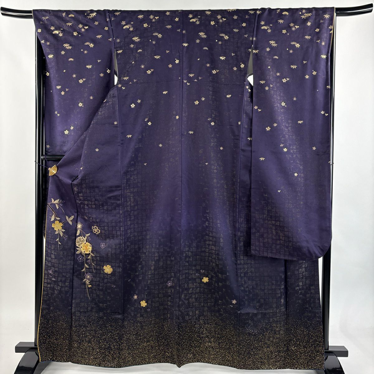 振袖 身丈180cm 裄丈73cm L 袷 雪輪 草花 金彩 刺繍 濃紫 正絹 名品