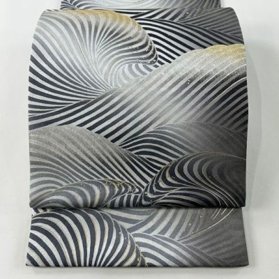 https://buysell.itembox.design/product/943/000002494364/000002494364-01-m.jpg