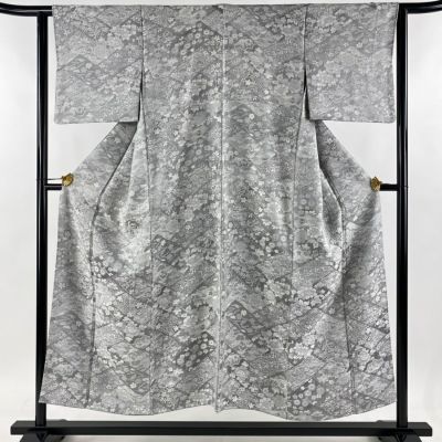 https://buysell.itembox.design/product/951/000002495178/000002495178-01-m.jpg