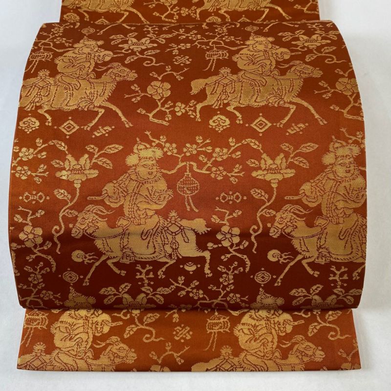 袋帯 美品 逸品 龍村晋 落款あり 胡服遊行錦 人馬 箔 赤茶 全通