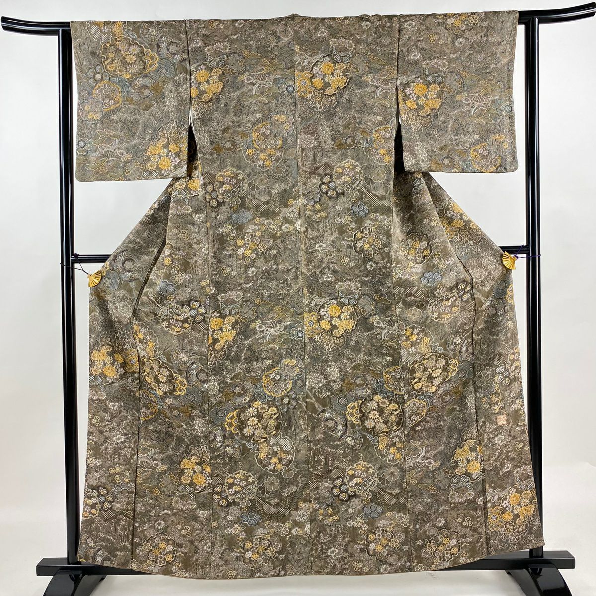 未使用品 小紋 ダークブラウン 花文 身丈154.0cm 裄丈67.0cm 正絹 楽天市場】江戸小紋 裄69の通販