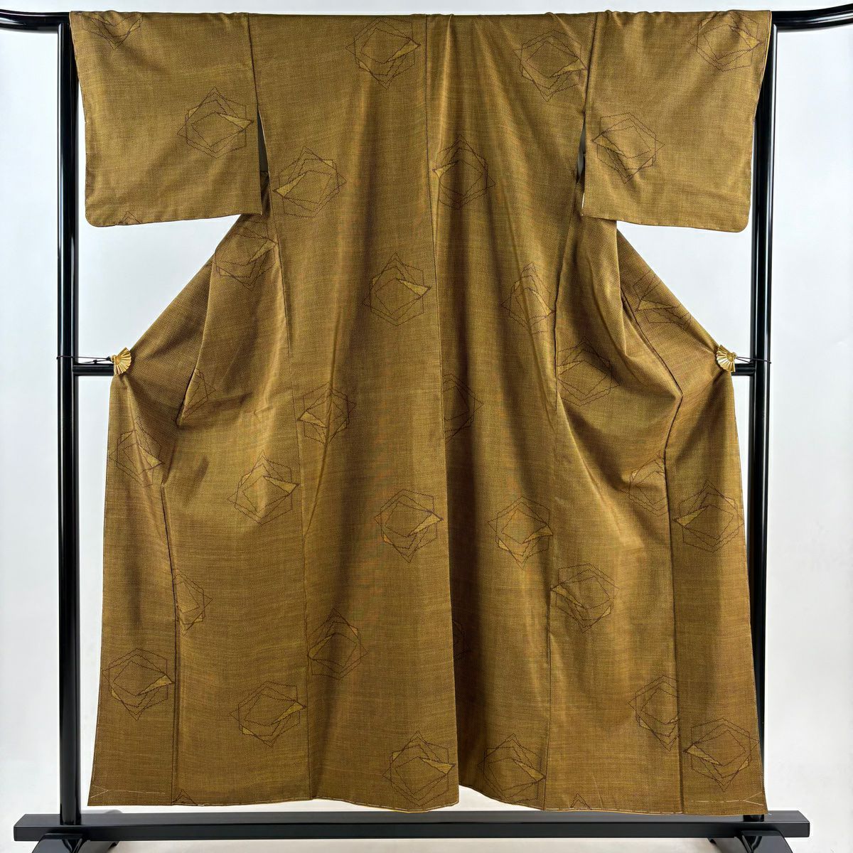 美品】 紬 身丈161cm 裄丈66cm M 袷 瓢箪 草花 山吹茶色 正絹 秀品