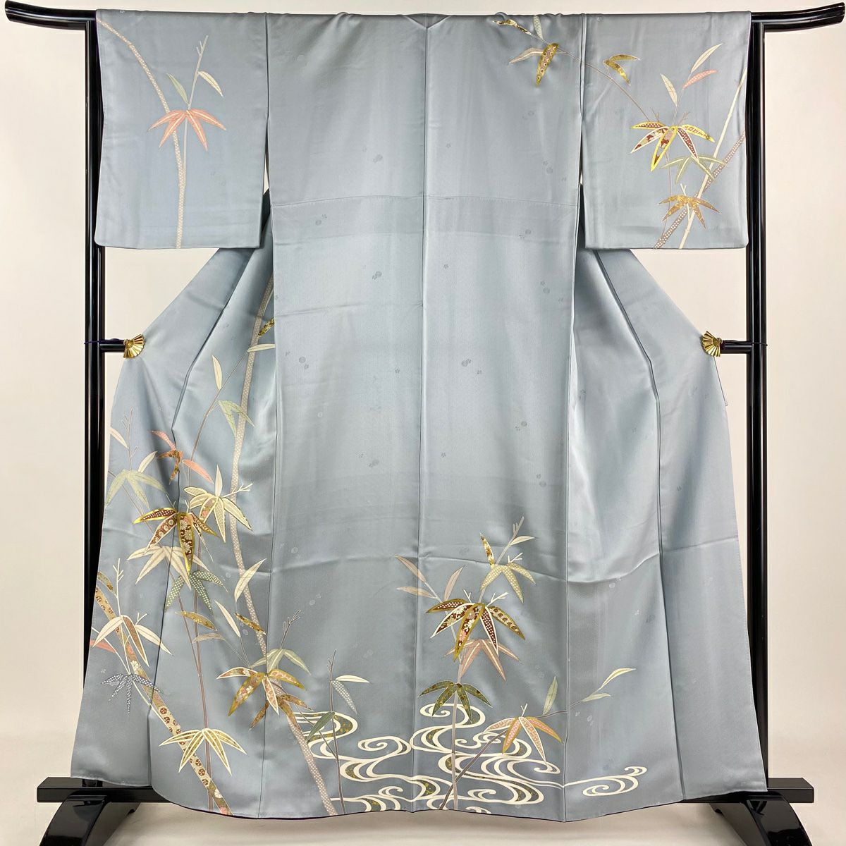 訪問着 身丈161cm 裄丈66cm M 袷 落款あり 草花 金彩 ぼかし 訪問着 身丈161cm 裄丈66cm M 袷 落款あり 草花 金彩 ぼかし