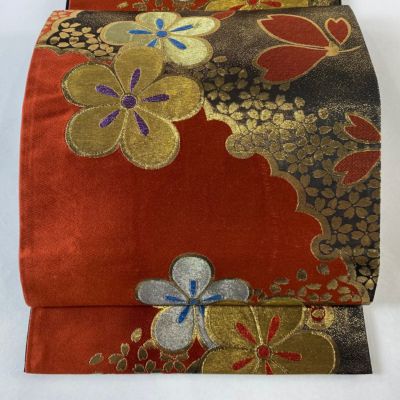 https://buysell.itembox.design/product/972/000002497209/000002497209-01-m.jpg