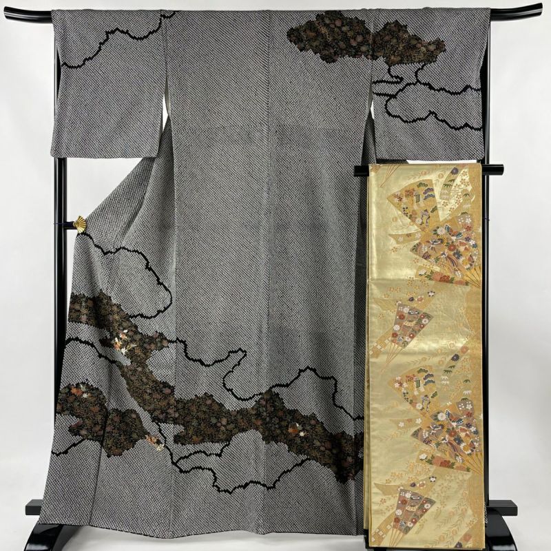 訪問着 身丈163cm 裄丈68cm L 袷 袋帯セット 鈴乃屋 草花 雲文 総絞り 刺繍 黒 正絹 美品 秀品|中古・古着・リサイクル着物通販|バイセル  オンライン