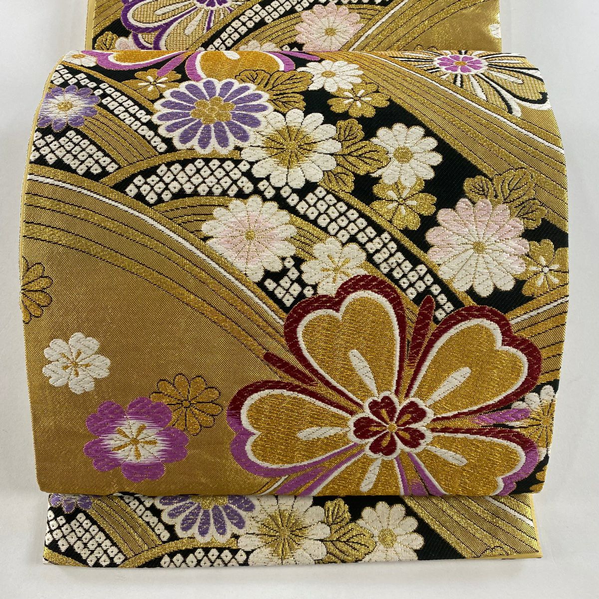 50%OFF 袋帯 秀品 華文 亀甲 箔 金色 六通 正絹 K50｜中古・古着